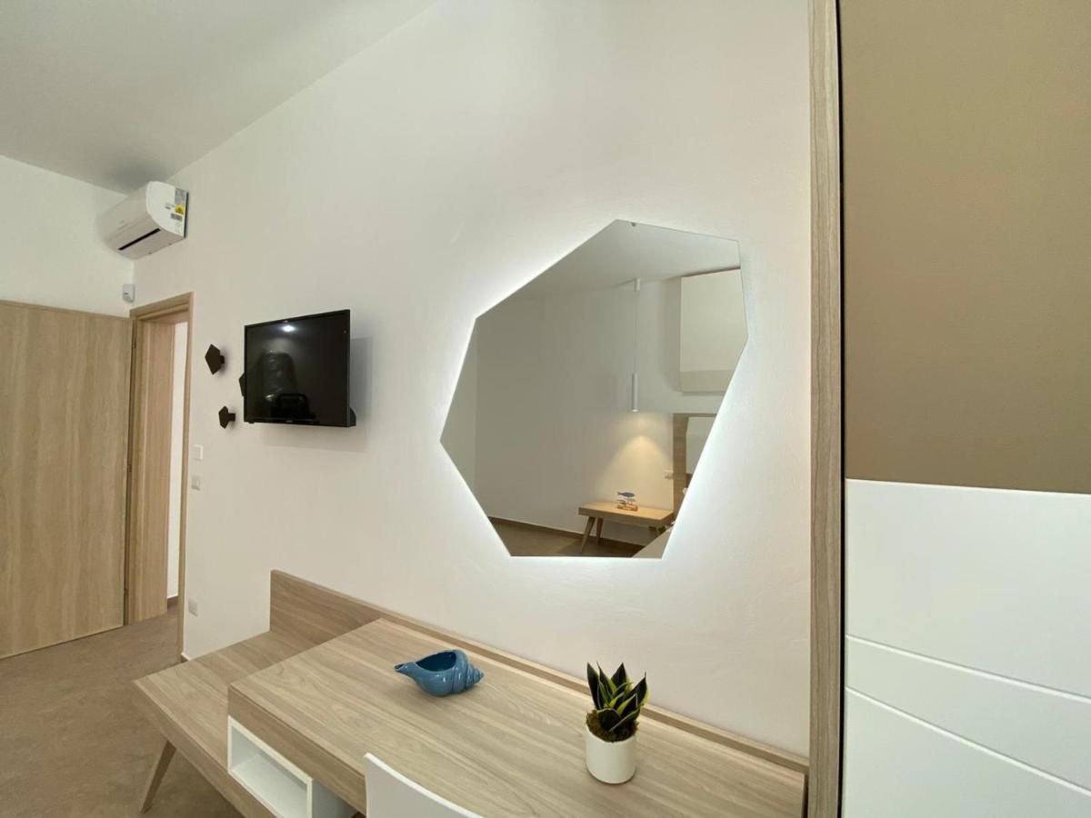 Giaro' Apartments Порто-Чезарео Экстерьер фото